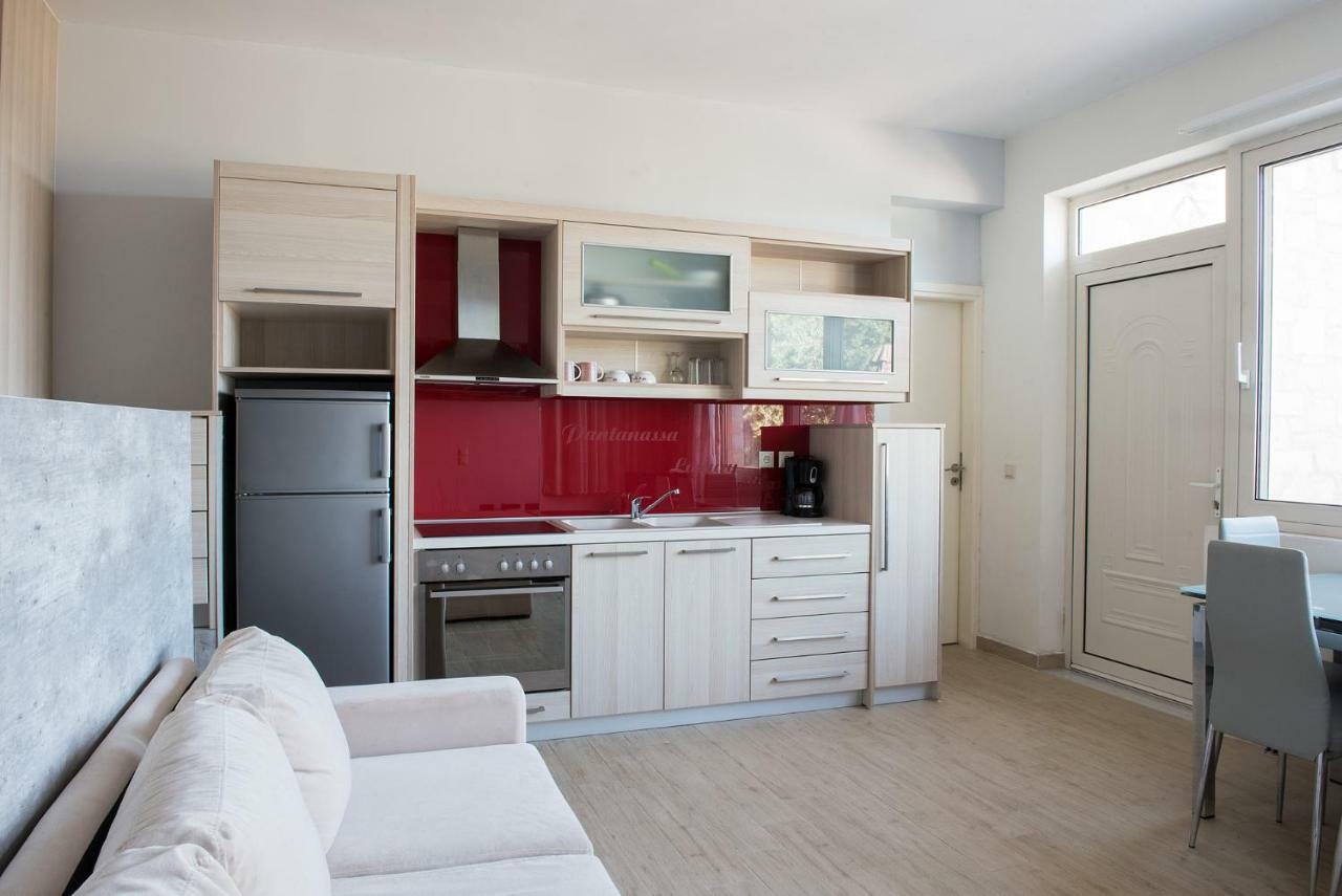 Pantanassa Villas Agia Marina エクステリア 写真